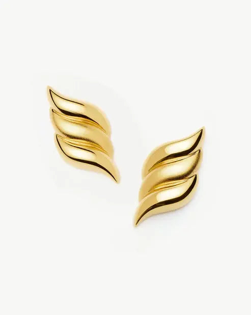 Opvallende oversized gouden oorknopjes